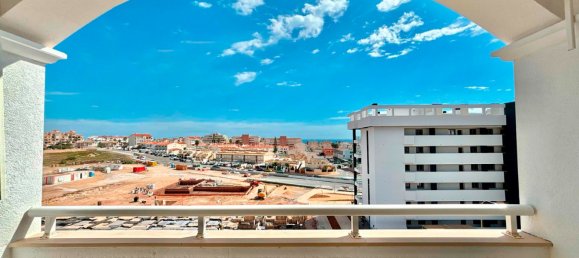 Apartamento de 2 dormitorios en Torrevieja, Spain No. 17724 12