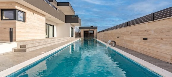 4 غرف نوم فيلا في Zadar, Croatia رقم 141 4