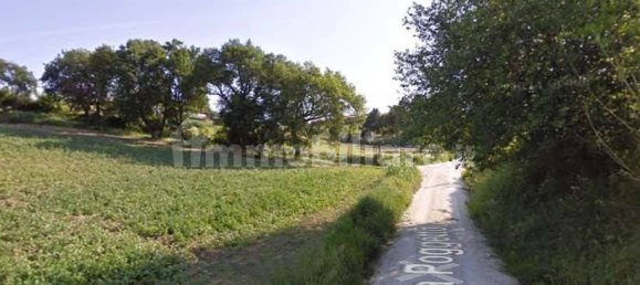 3 bedrooms Apartment in Santa Maria Nuova, Italy No. 10651 17