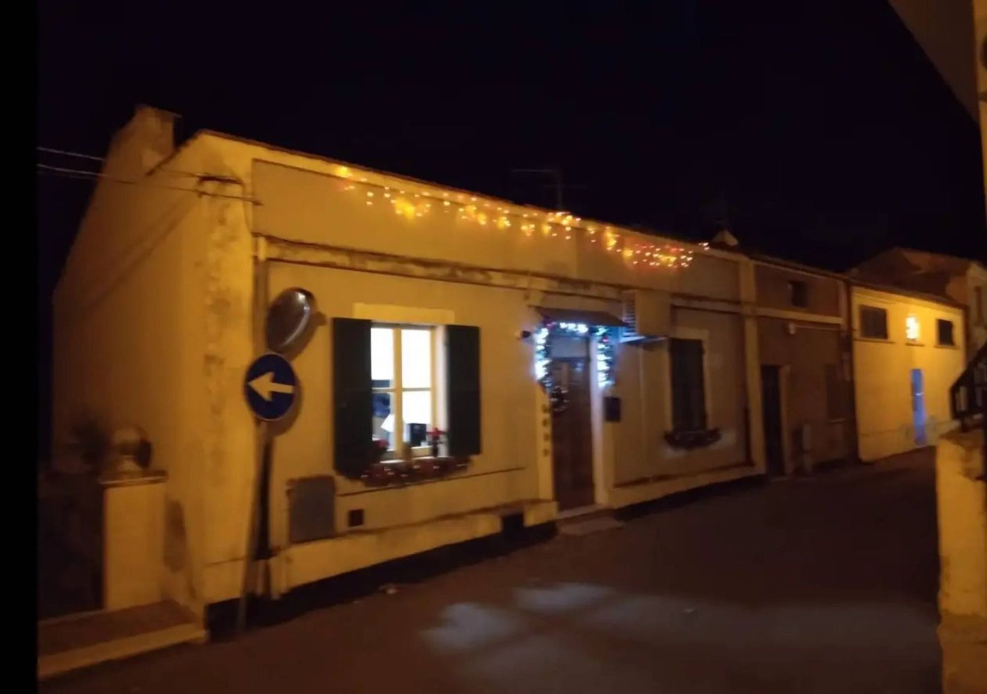 11 rooms House in Pianella, Italy No. 130097