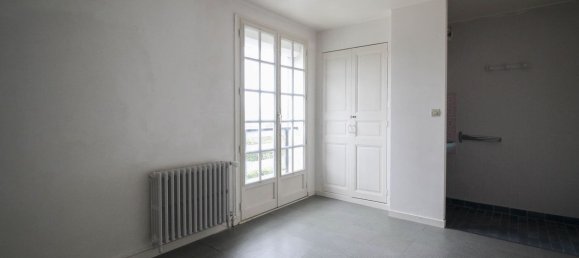 4 bedrooms House in Chatillon-Coligny, France No. 103314 13