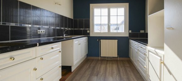 4 bedrooms House in Chatillon-Coligny, France No. 103314 8