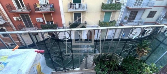 3 rooms Apartment in Bari, Italy No. 18639 11