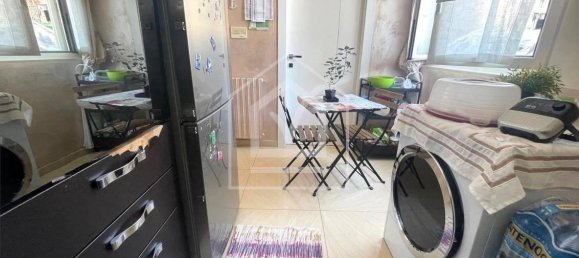 3 rooms Apartment in Bari, Italy No. 18639 5