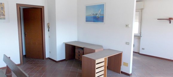 Коммерческая недвижимость с 5 комнатами в Бьяссоно, Италия № 126450 6