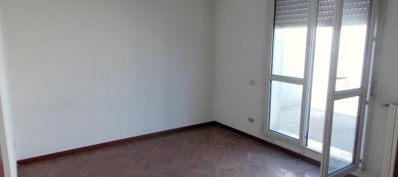 Коммерческая недвижимость с 5 комнатами в Бьяссоно, Италия № 126450 10