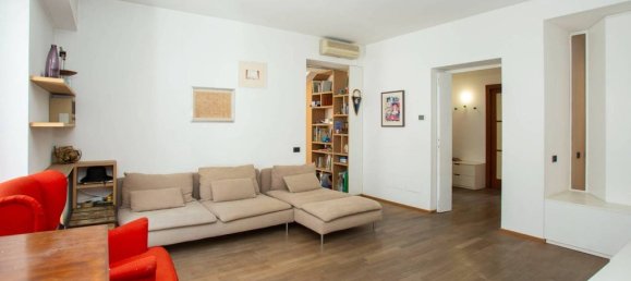 3 bedrooms Penthouse in Milan, Italy No. 296853 8