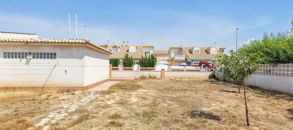 2 bedrooms Villa in Alicante, Spain No. 183577 3