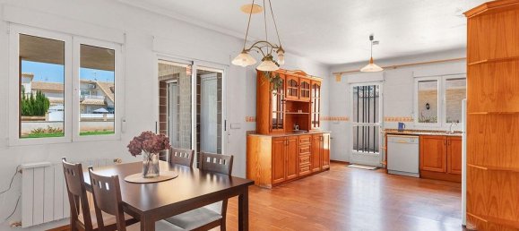 2 bedrooms Villa in Alicante, Spain No. 183577 6