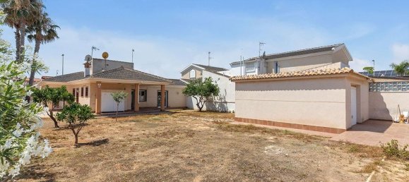 2 bedrooms Villa in Alicante, Spain No. 183577 2