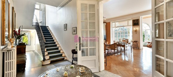 12 bedrooms Castles in Sainte-Ruffine, France No. 250556 4