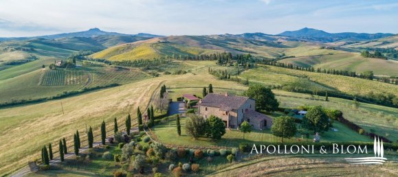 8 rooms Villa in San Casciano dei Bagni, Italy No. 54120 3