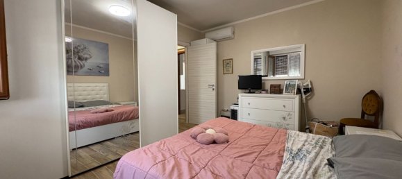 3 bedrooms Apartment in Pomezia, Italy No. 321627 4