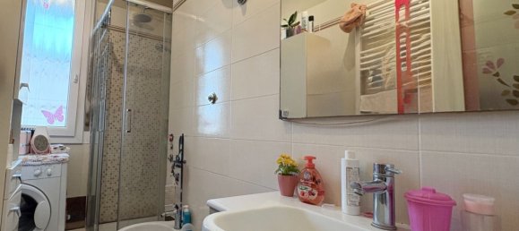3 bedrooms Apartment in Pomezia, Italy No. 321627 5