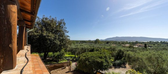 9 bedrooms House in Orbetello, Italy No. 353139 45