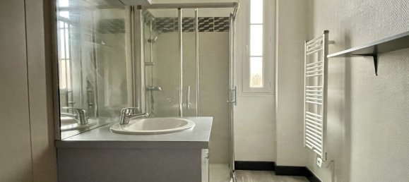 Здание с 5 спальнями в Труа, Франция № 43435 13