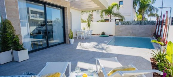 Villa T3 em Los Montesinos, Spain N.º 9103 7