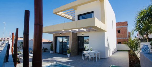 Villa T3 em Los Montesinos, Spain N.º 9103 2