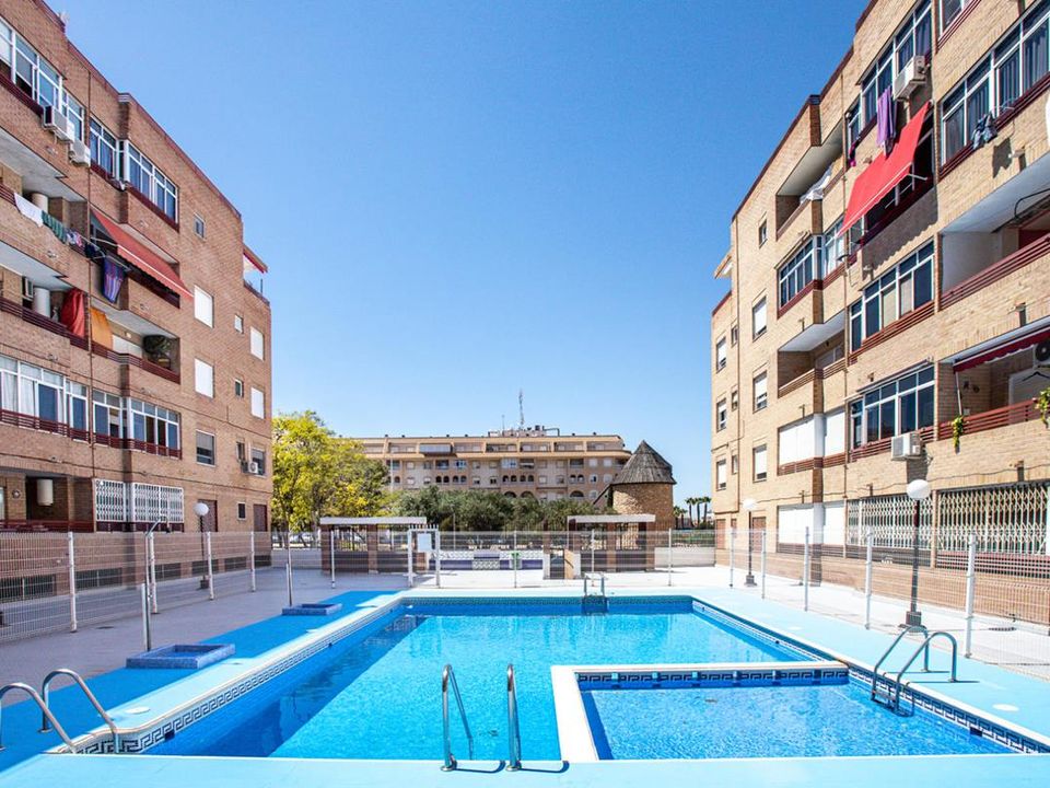 1 bedroom Apartment in Torrevieja, Spain No. 220182