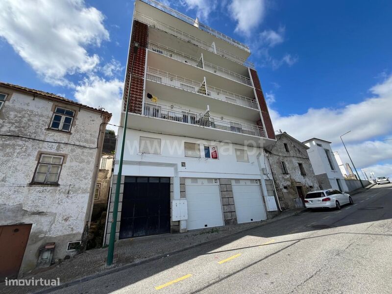 3 bedrooms Apartment in Seia, Portugal No. 273373