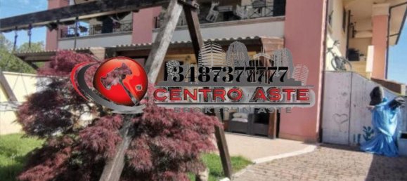 3 rooms Apartment in Pomezia, Italy No. 205973 9