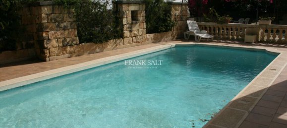 Villa de 6 dormitorios en Kappara, Malta No. 3129 10