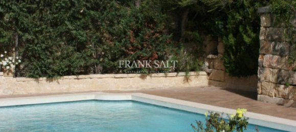 Villa de 6 dormitorios en Kappara, Malta No. 3129 16