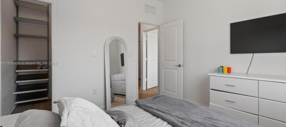 3 bedrooms Duplex for sale in Miami, Miami-Dade, Florida, USA № 614740 2