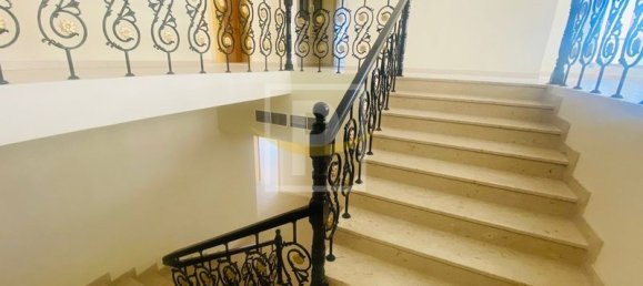 5 Schlafzimmer Villa in Umm Suqeim, UAE, Nr. 6399 5