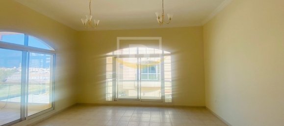 5 Schlafzimmer Villa in Umm Suqeim, UAE, Nr. 6399 4