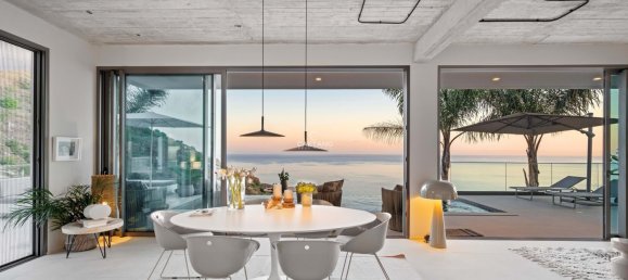 3 bedrooms Villa in Calheta, Portugal No. 197390 10