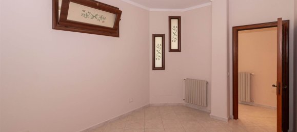 3 Schlafzimmer Wohnung in Belpasso, Italy, Nr. 297196 26