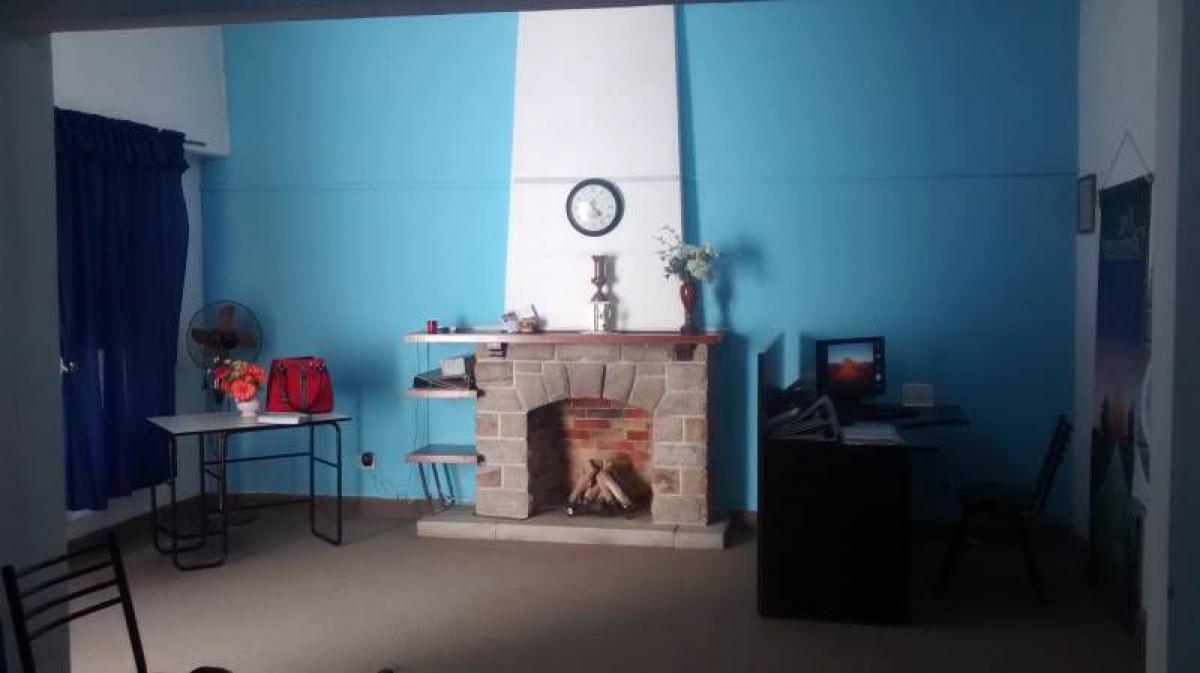 3 Schlafzimmer Haus in Moron, Argentina, Nr. 6567