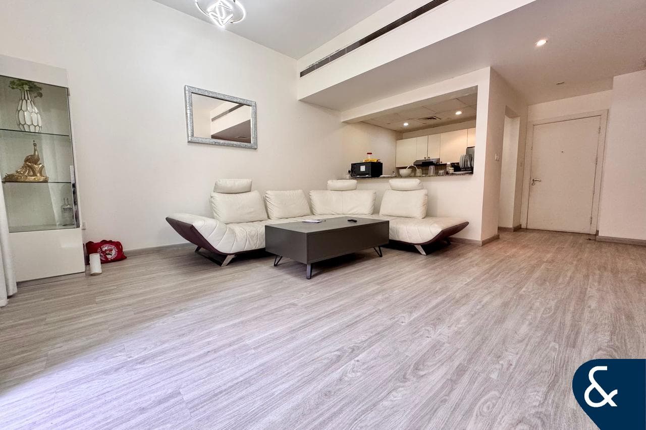 3 bedrooms Apartment in AL GHAF APARTMENTS, Greens, UAE No. 118899