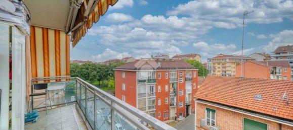 4 bedrooms Apartment in Turin, Italy No. 318609 7