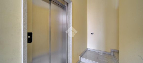 4 bedrooms Apartment in Turin, Italy No. 318609 23
