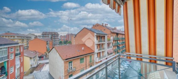 4 bedrooms Apartment in Turin, Italy No. 318609 16