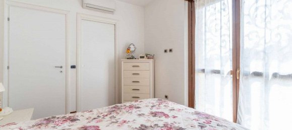 Apartamento T2 em Milan, Italy N.º 331355 29