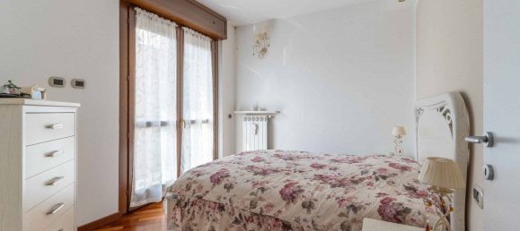 Apartamento de 2 dormitorios en Milan, Italy No. 331355 14