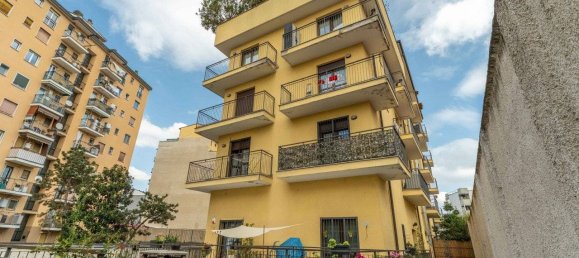 Apartamento de 2 dormitorios en Milan, Italy No. 331355 25