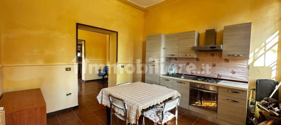 3 bedrooms Apartment in Ferrara, Italy No. 341981 4