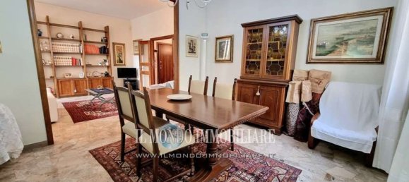 5 bedrooms Apartment in Florence, Italy No. 313411 3