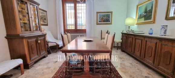 5 bedrooms Apartment in Florence, Italy No. 313411 5