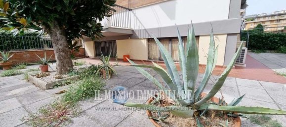 5 bedrooms Apartment in Florence, Italy No. 313411 29