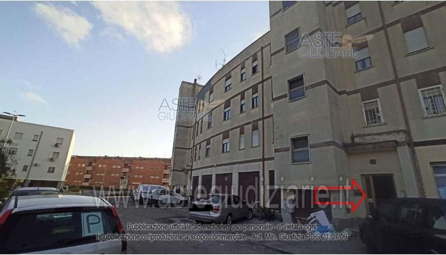 Casa de 11 divisões em Ardea, Italy N.º 9633