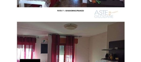 Casa de 11 divisões em Ardea, Italy N.º 9633 5