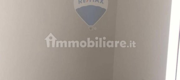 1-salle Propriété commerciale à Bari, Italy No. 35475 17