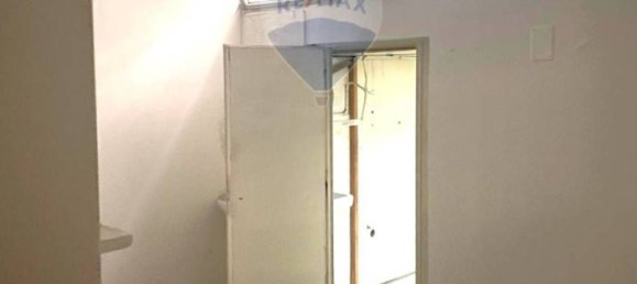 1-salle Propriété commerciale à Bari, Italy No. 35475 9