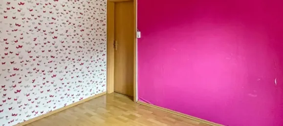 Moradia em banda de 12 divisões em Burgenlandkreis, Germany N.º 28535 9