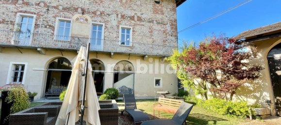 5 bedrooms Villa in Cuneo, Italy No. 270769 6